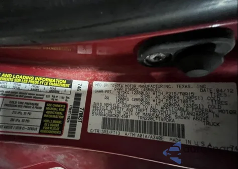 2012 Toyota Tacoma z USA, uszkodzony, nr VIN 5TFNX4CN9CX014507